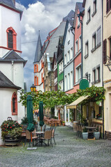 Fototapeta na wymiar Street in Bernkastel-Kues, Germany