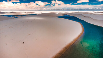 Lençóis Maranhenses Lagoas Dunas Praia Paisagem Barreirinhas Atins Planeta Vilarejo Star Wars Vingadores Proteção Ambiental Cenário Tropical Paradisíaco Paraíso Natureza Aéreo Drone Turismo Turístico © Pedro