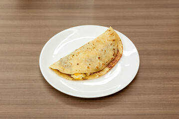 Enchiladas are a dish of the gastronomy of Mexico and Central America, in each country the preparation and ingredients are different, in Mexico it is made with rolled or folded corn tortillas