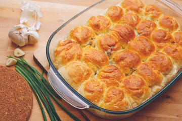 Cooking dinner in front of the laptop - baking