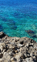 Obraz premium Blue sea and rocks in the French Riviera