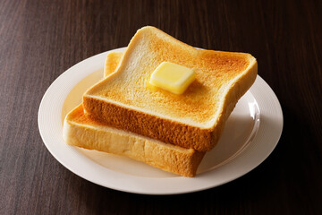 バターを乗せたトースト Butter toast