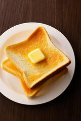 バターを乗せたトースト Butter toast