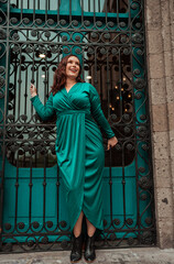Obraz premium beautiful woman in a city