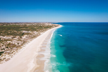 Fototapeta na wymiar The stunning white sand of Mindarie Beach in Perth, Western Australia