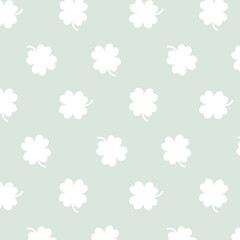 Fototapeta na wymiar St.Patrick's Day vector seamless pattern with clover in minimalistic style. 