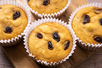 レーズンマフィン