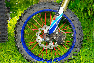 the front wheel brake system of an extreme cross-enduro motorcycle