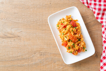 Stir-fried tomatoes with egg or Scrambled eggs with tomatoes