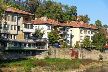 Fototapeta na wymiar Аutumn view of center of town of Lovech, Bulgaria