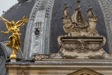 Fototapeta na wymiar detail of the royal palace country