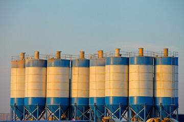 Apply to concrete mixer, site construction facilities.