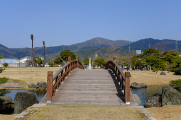 Fototapeta na wymiar 福井県敦賀市総合運動公園の池