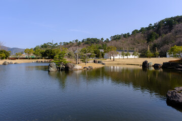 Fototapeta na wymiar 福井県敦賀市総合運動公園の池