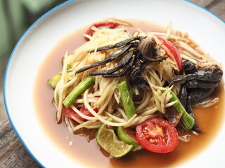 SOM TUM POO, Thai spicy green papaya salad with salted crab