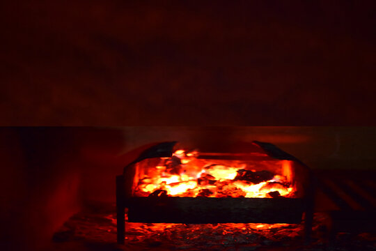 fuego, chimenea, llama, madera, calefaccion, caliente, ardiente, quemados, alumbrado, fogata, le&ntilde;a, llama, calentar, logs, noche, estufa, rojo, anaranjada, fogata, casa, amarilla, calidez, hogar, negr