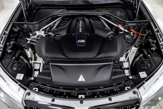 car engine detail BMW X5M