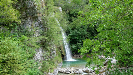 Wasserfall am Gardasee in Italien