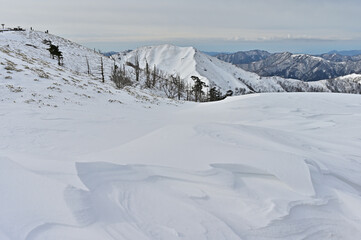 四国徳島県にある日本百名山の一つ「剣山」冬景色