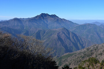 四国愛媛県西条市にある日本百名山「石鎚山冬景色」
