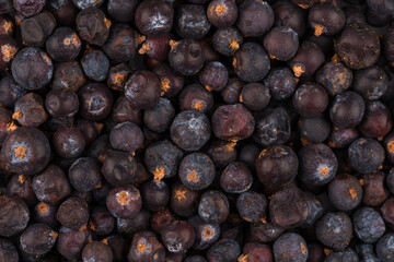 Dried black currant
