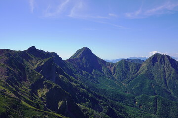 Naklejka premium 硫黄岳から望む南八ヶ岳の山々