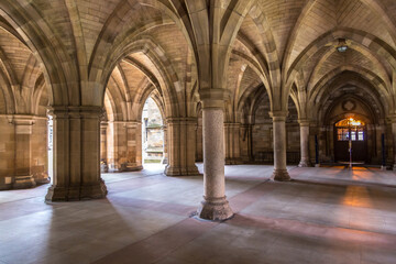 Obraz premium University of Glasgow Cloisters, Scotland