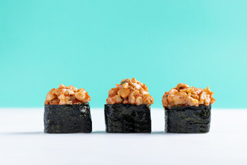 Vibrant Gunkan Sushi with Fresh Seafood
Traditional Gunkan Sushi Perfect for Japanese Cuisine Lovers
Bite-Sized Gunkan Sushi Rolls with Tuna and Roe