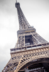 Fototapeta na wymiar The Eiffel Tower, Paris, France