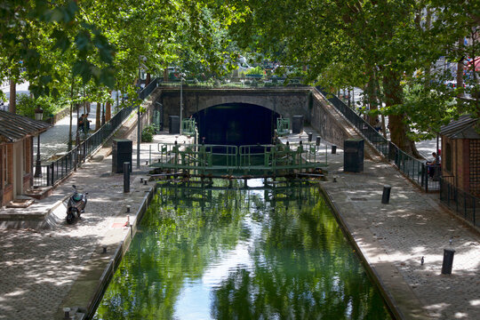 Canal Saint-Martin in Paris