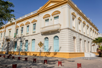 Naklejka premium yellow old building in cienega city colombia