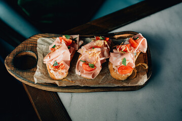 bruschetta with tomato and basil