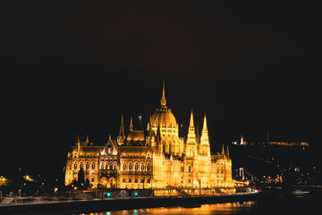 Fototapeta na wymiar Budapest night view.