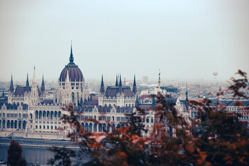 Obraz premium Budapest beautiful view with Hungarian parliament building.