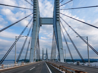 Fototapeta na wymiar 夏の朝 瀬戸大橋で海を渡る（香川県坂出市）