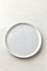 Fototapeta na wymiar empty white plate