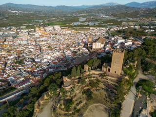 Fototapeta premium vista aérea del municipio de Vélez-Málaga en la comarca de la Axarquía de Málaga, España 