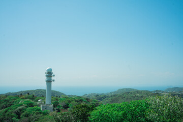 灯台と空