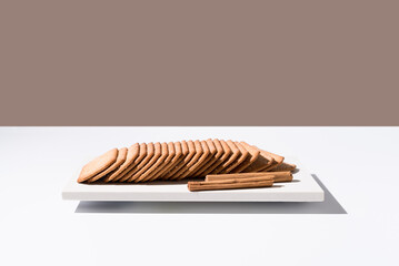 Galletas de canela con palitos de canela