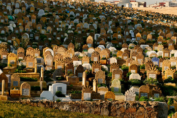Fototapeta premium Cimitero musulmano nei pressi della Kasbah of the Udayas. Rabat, Marocco