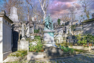 Paris, the Pere-Lachaise cemetery, cobbled alley with graves