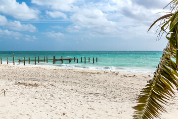 Steg am Strand, Freeport, Grand Bahama, Bahamas, Karibik, Atlantik, Mittelamerika