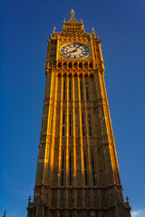 Fototapeta na wymiar Worm's eye view of the Big Ben tower
