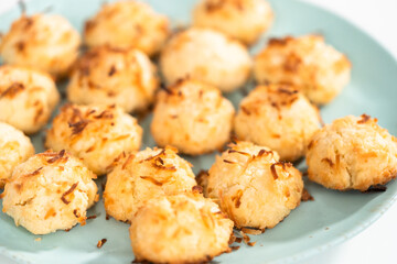 Coconut cookies