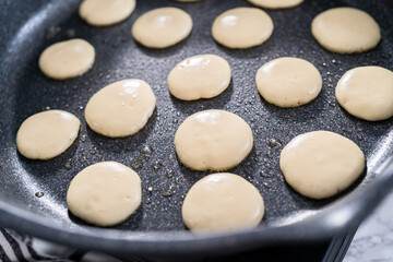 Fototapeta na wymiar Mini pancake cereal