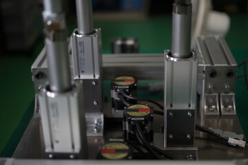 Motor part that drives the device
