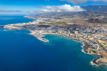 Fototapeta na wymiar Aerial view of Los Cristianos and Playa de las Américas