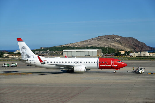 Passagiermachine der Billigfluggesellschaft Norwegian Air Shutt