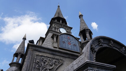 Mercusuar Cafe & Resto is a unique dining destination in Bandung, offering a medieval castle-themed experience with breathtaking city views. The cafe is known for its European-style architecture, maki © Jimmy