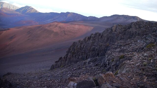 Fantastic view at 10,00 feet at the Haleakalā Crater. It is one of the best places on the island of Maui in Hawaii.